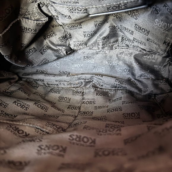 MICHAEL Michael Kors Mackenzie Tote Crossbody - Picture 3 of 7